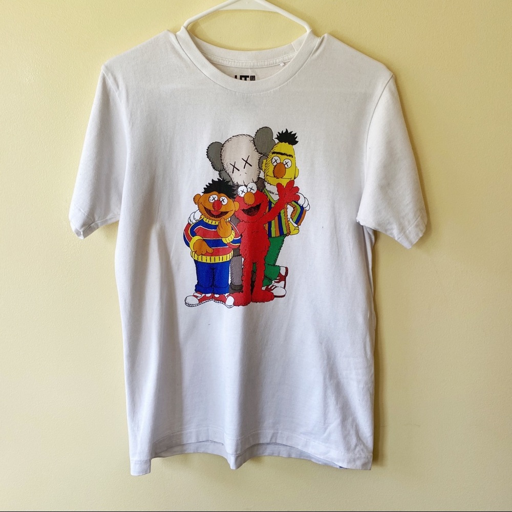 🍋KAWS Tee🍋